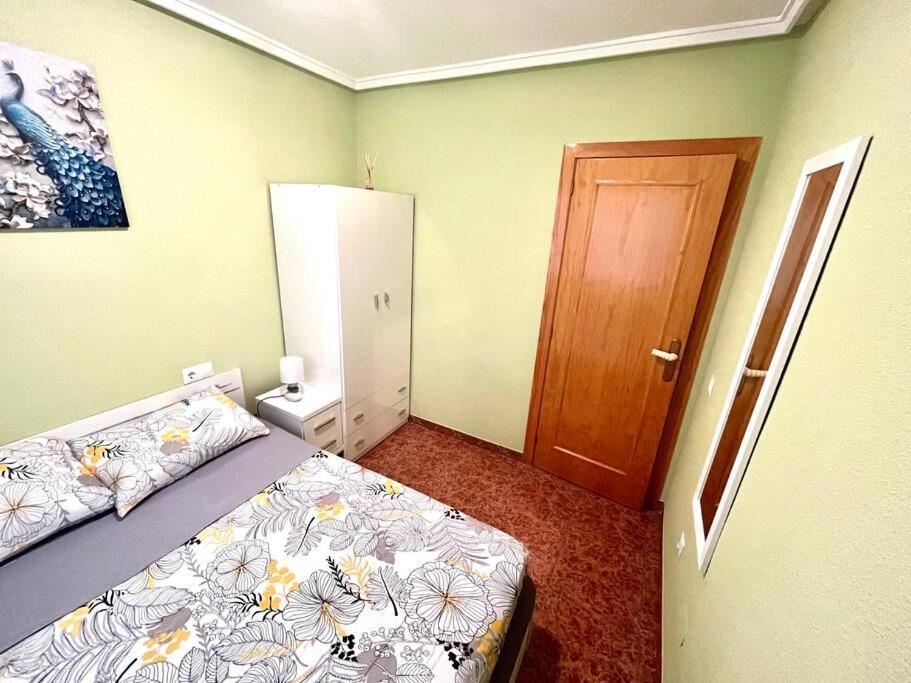 Casa Di Mateo With Garden View And Swimming Pool Apartment Torrevieja Ngoại thất bức ảnh