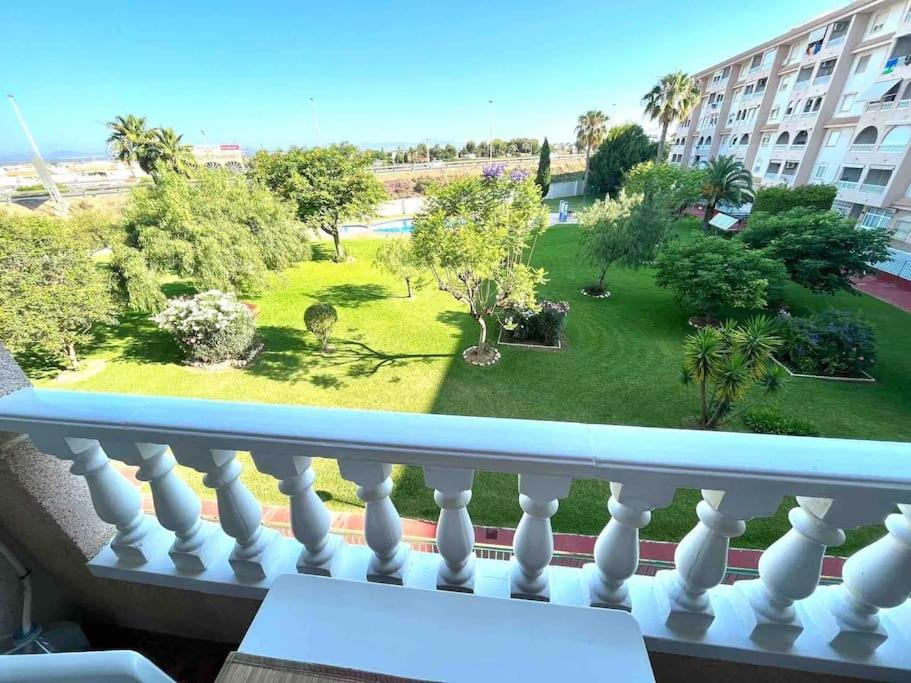 Casa Di Mateo With Garden View And Swimming Pool Apartment Torrevieja Ngoại thất bức ảnh